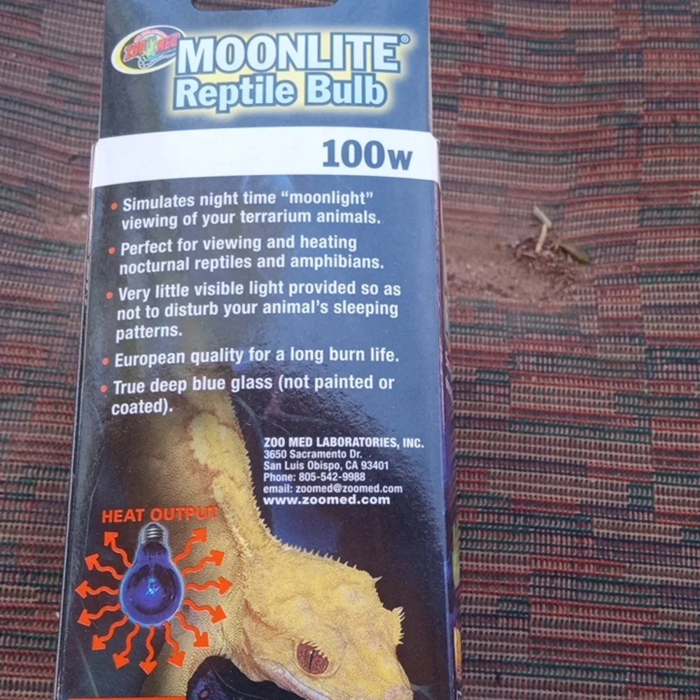 New! ZOOMED 100 Watt Moonlite Reptile Bulb.